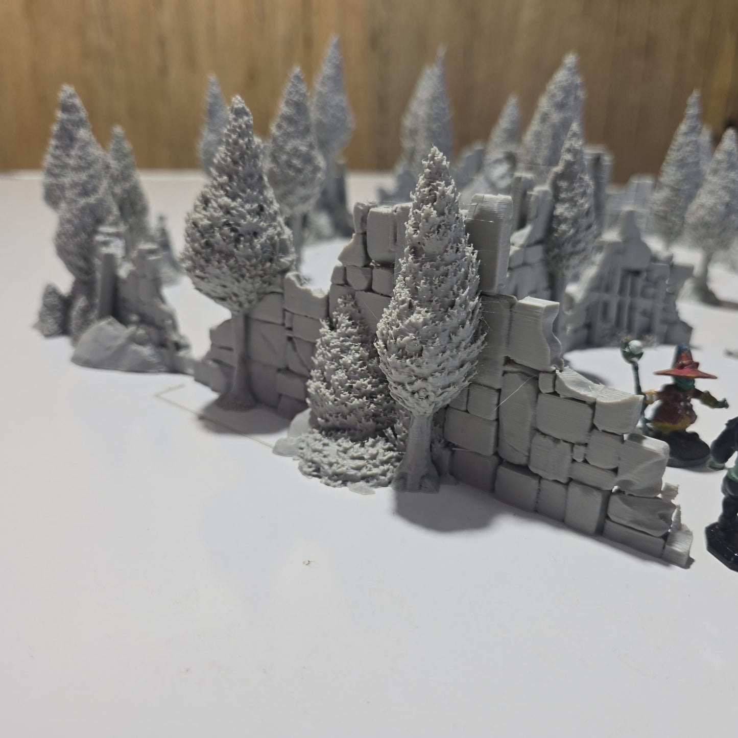 Forest Ruins Terrain Set: 28mm DnD Wargaming Scatter