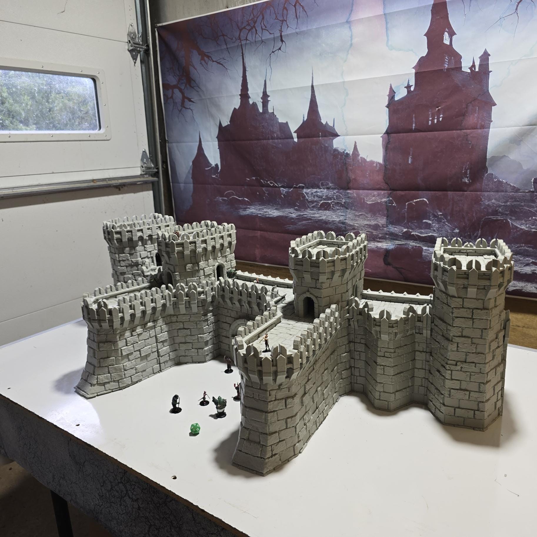 Ivory Citadel Walls: Medieval Fortress Defense for Tabletop RPGs, Model Railroading, and Wargaming