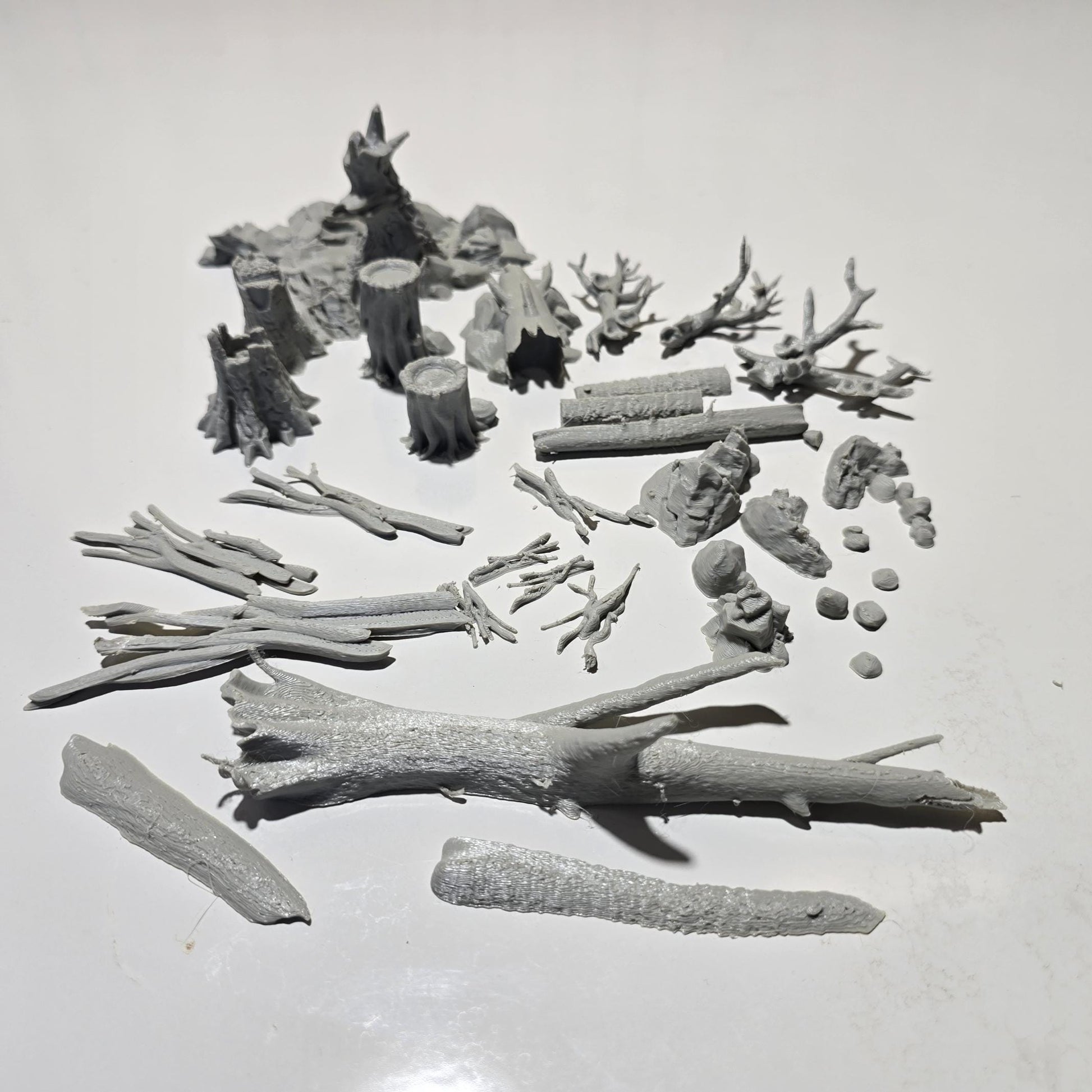 Fallen Woodland Debris Pack: Forest Scatter Terrain 28MM Tabletop Terrain, Model Railroading, Gaming