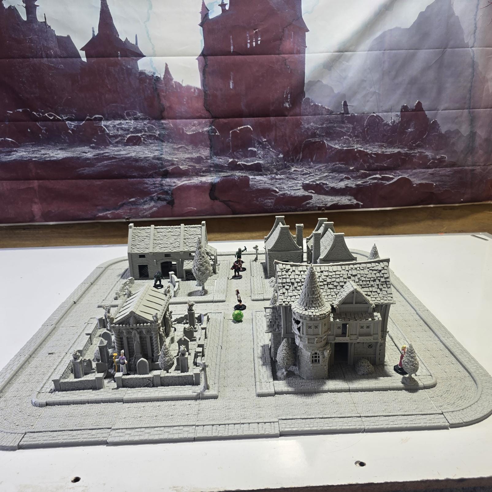 Step into the Greendale Colonial Village, a fully playable 28mm tabletop town. With cobblestone streets, detailed scatter, and four unique starter blocks, this set is ready for storytelling straight out of the box — and fully expandable with 25+ future buildings, a castle, and fortifications.