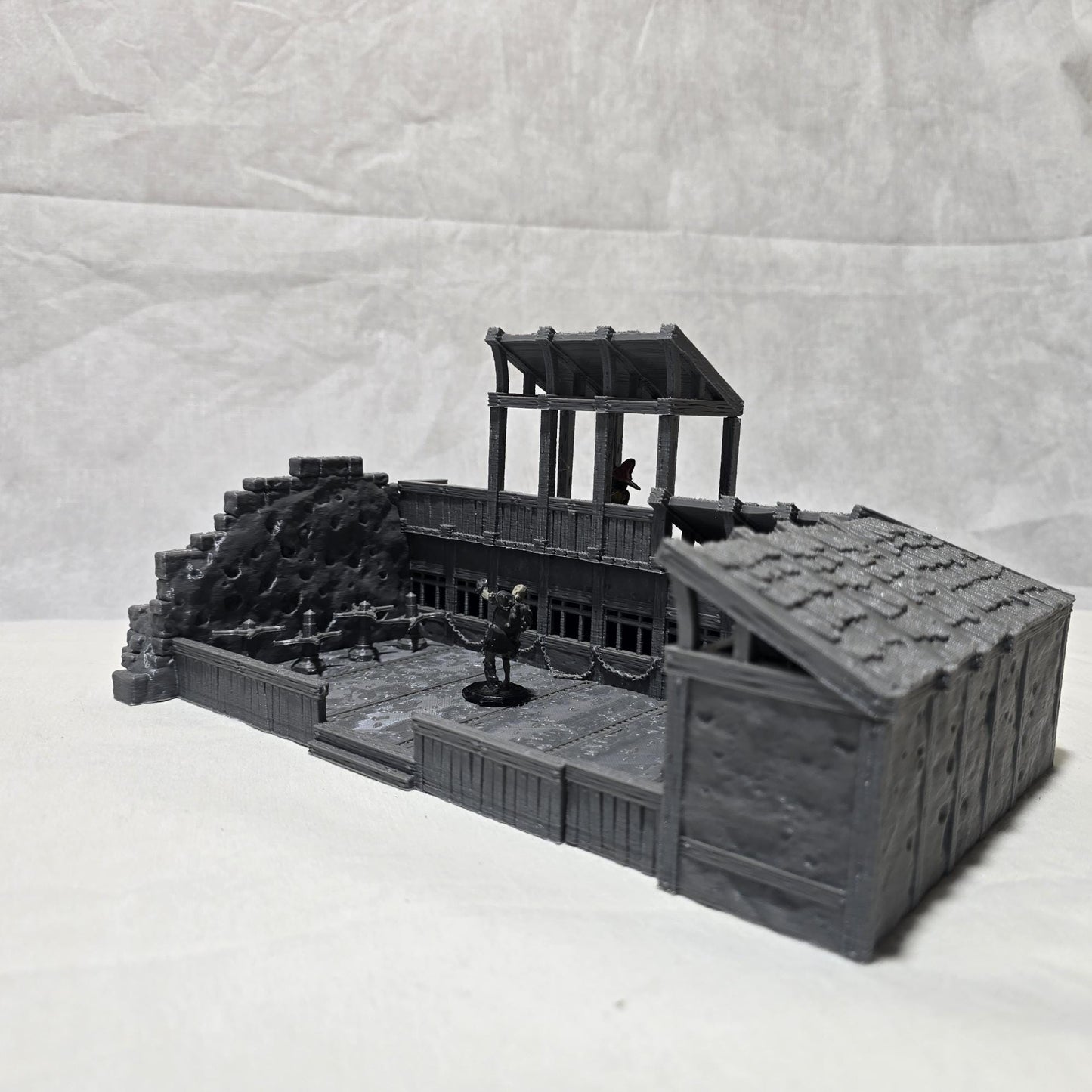 Back Alley Fight Arena: Medieval Urban Combat Pit Standard Tabletop Terrain, Gaming