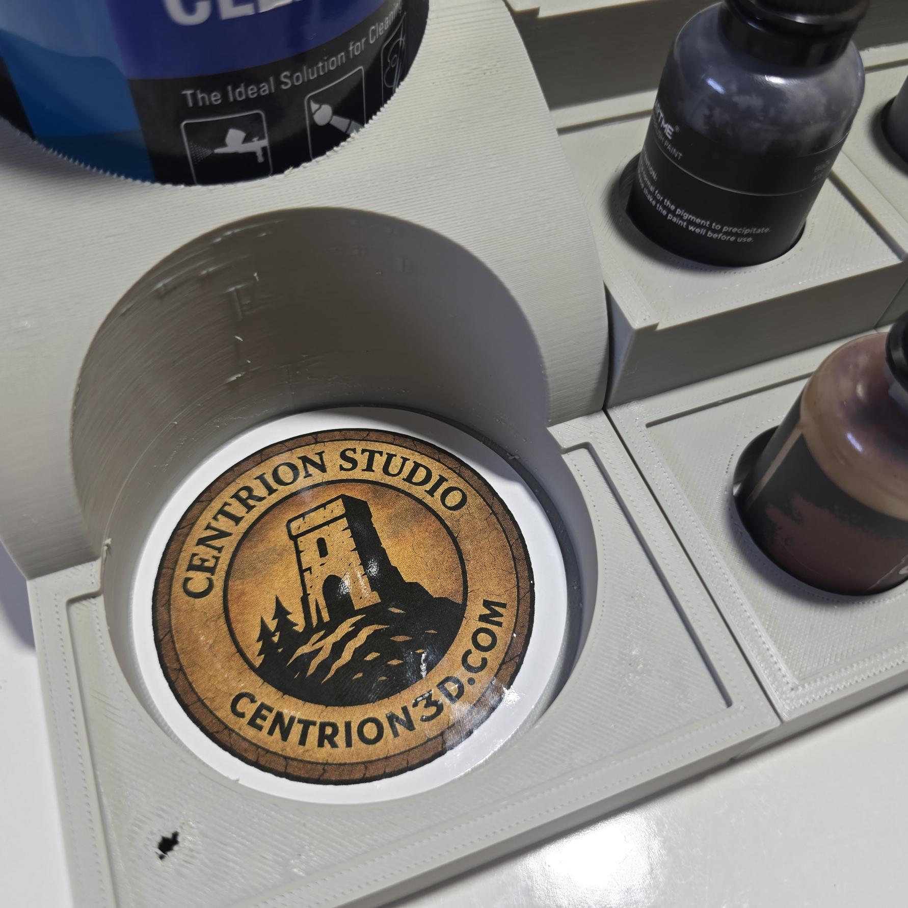 Miniature painting workspace with modular gray PLA trays