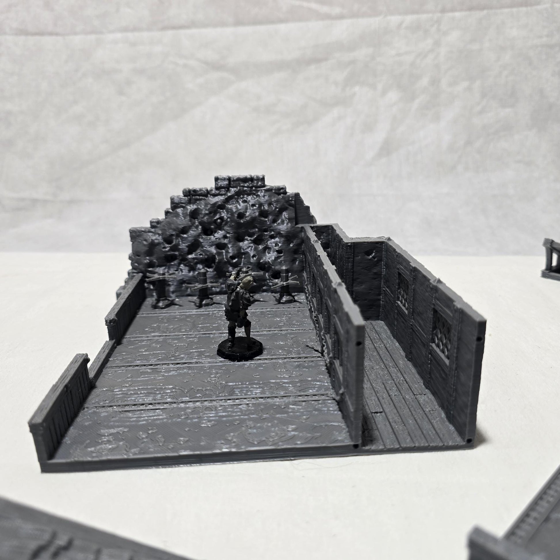 Back Alley Fight Arena: Medieval Urban Combat Pit Standard Tabletop Terrain, Gaming