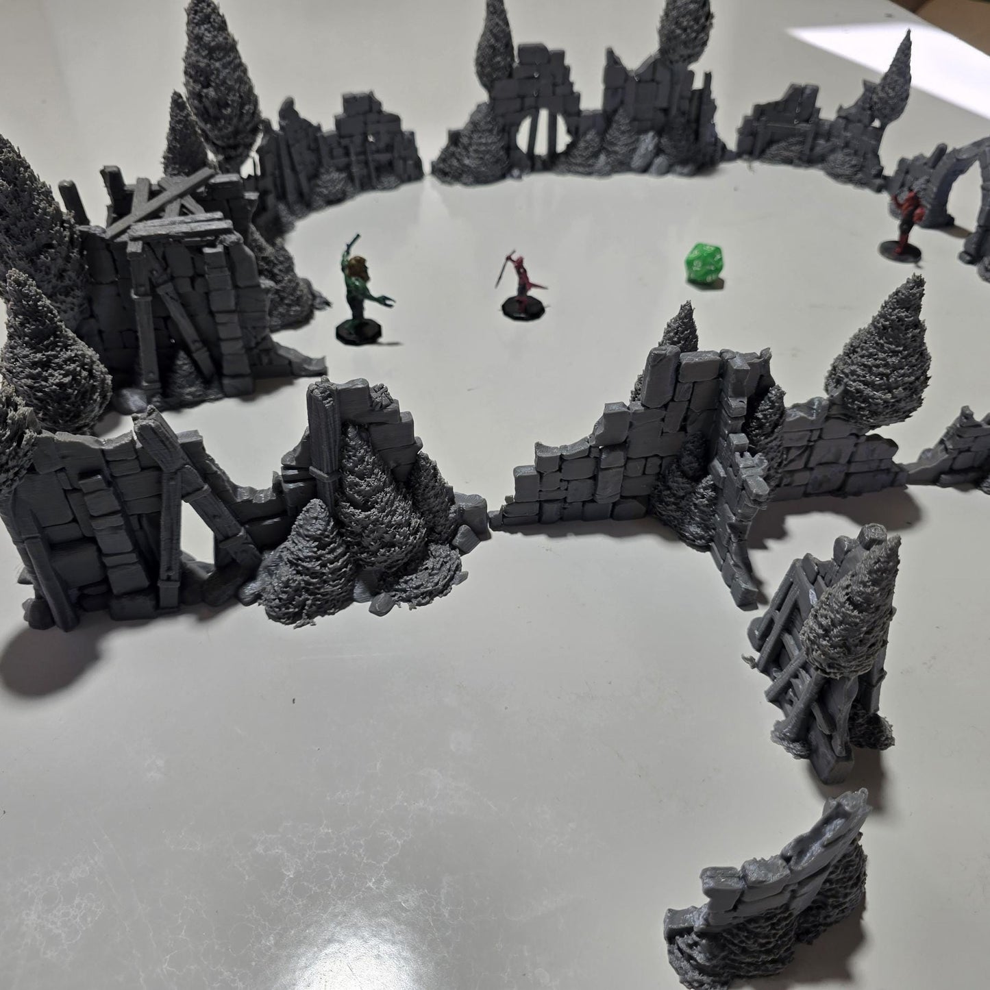 Forest Ruins Terrain Set: 28mm DnD Wargaming Scatter