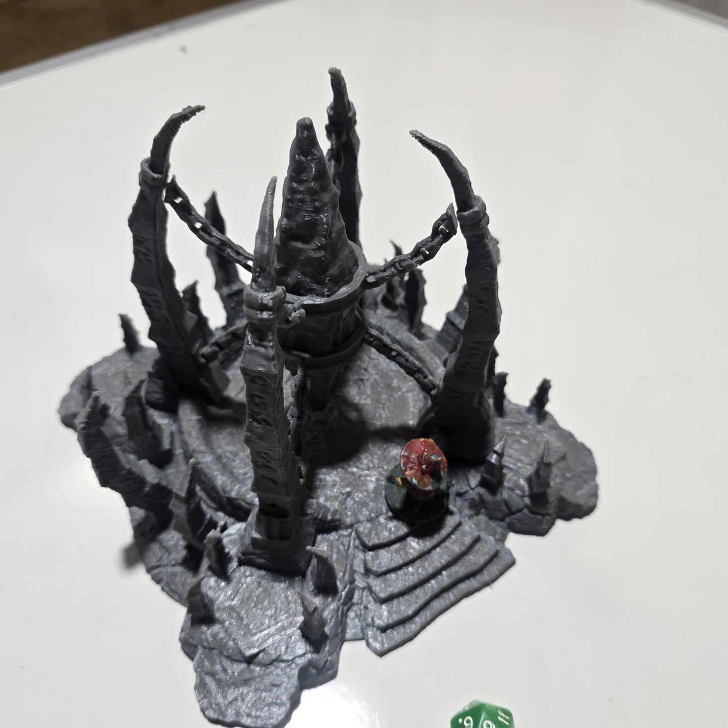 Chaos Altar – 28mm Fantasy Ritual Terrain, 3D Printed Unpainted PLA