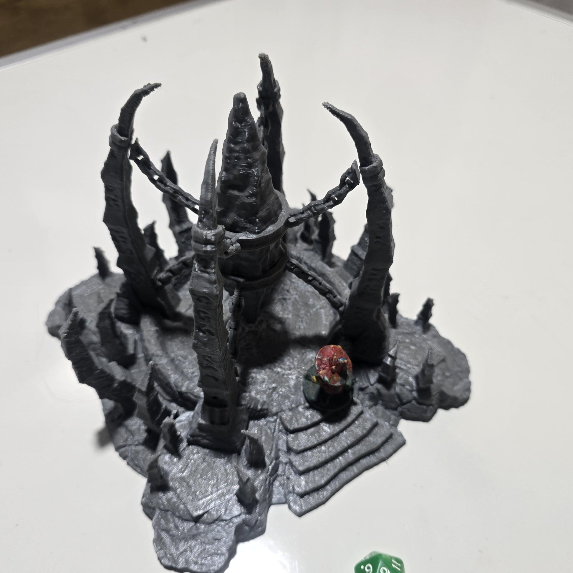 Chaos Altar – 28mm Fantasy Ritual Terrain, 3D Printed Unpainted PLA