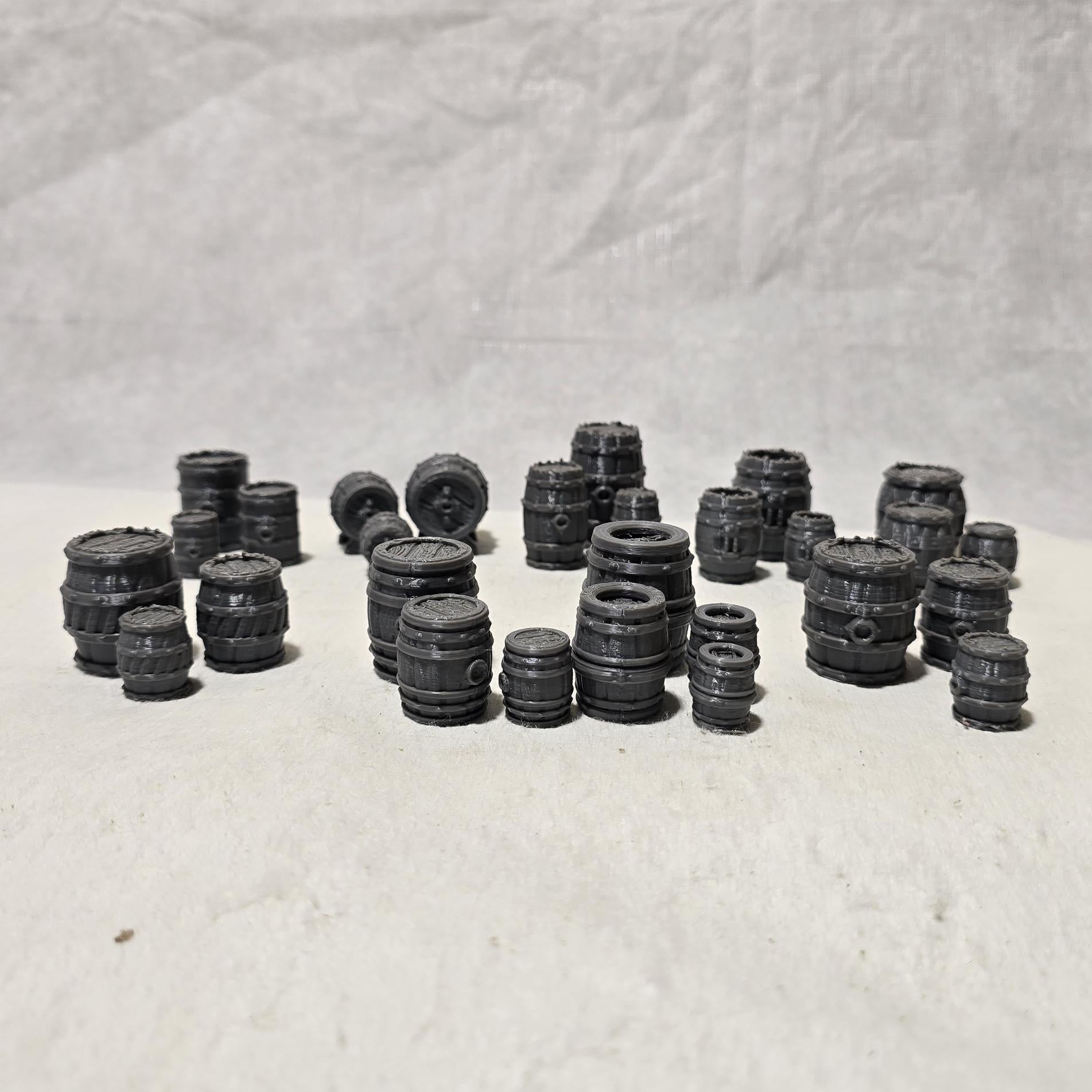 Barrel Scatter Set – 9 Unique Barrel Designs × 3 Sizes – 28mm Fantasy Terrain