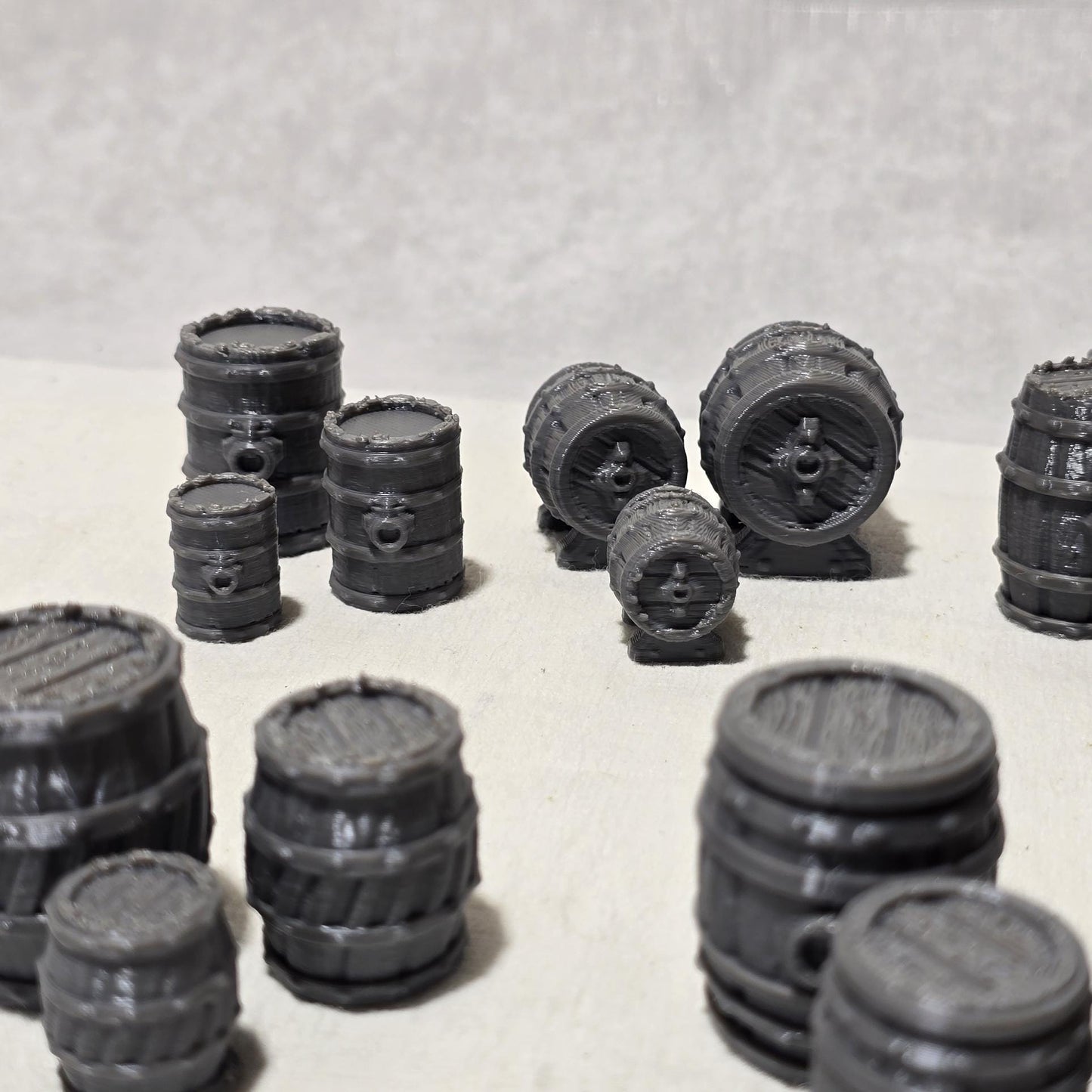 Barrel Scatter Set – 9 Unique Barrel Designs × 3 Sizes – 28mm Fantasy Terrain