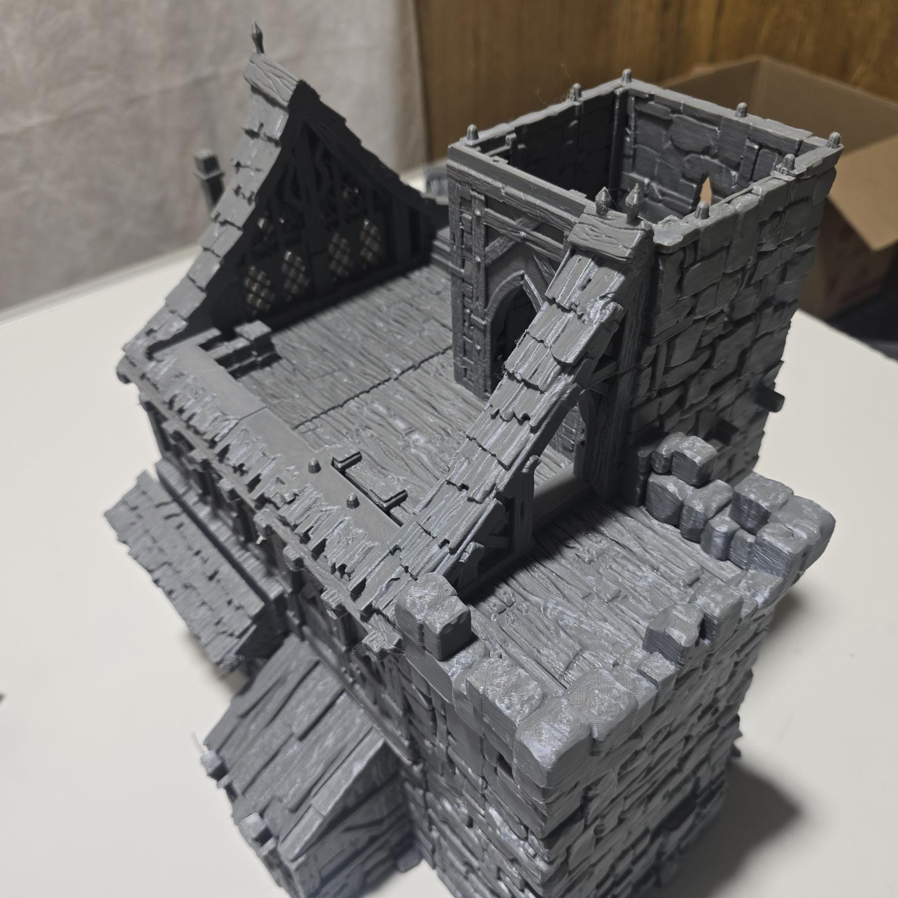 The Knights Keep Inn: Medieval Tavern & Fortress 28MM Tabletop Terrain