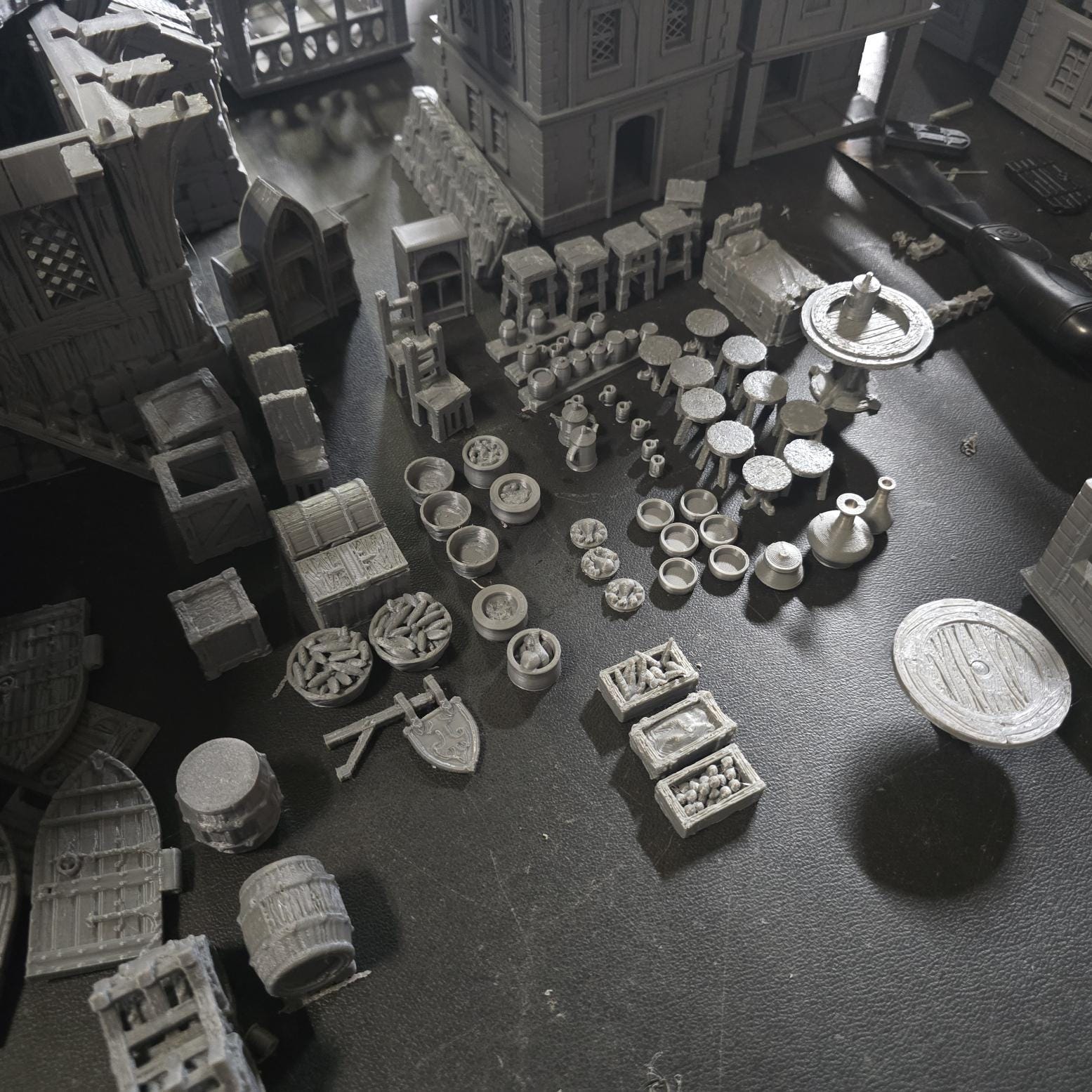 The Knights Keep Inn: Medieval Tavern & Fortress 28MM Tabletop Terrain