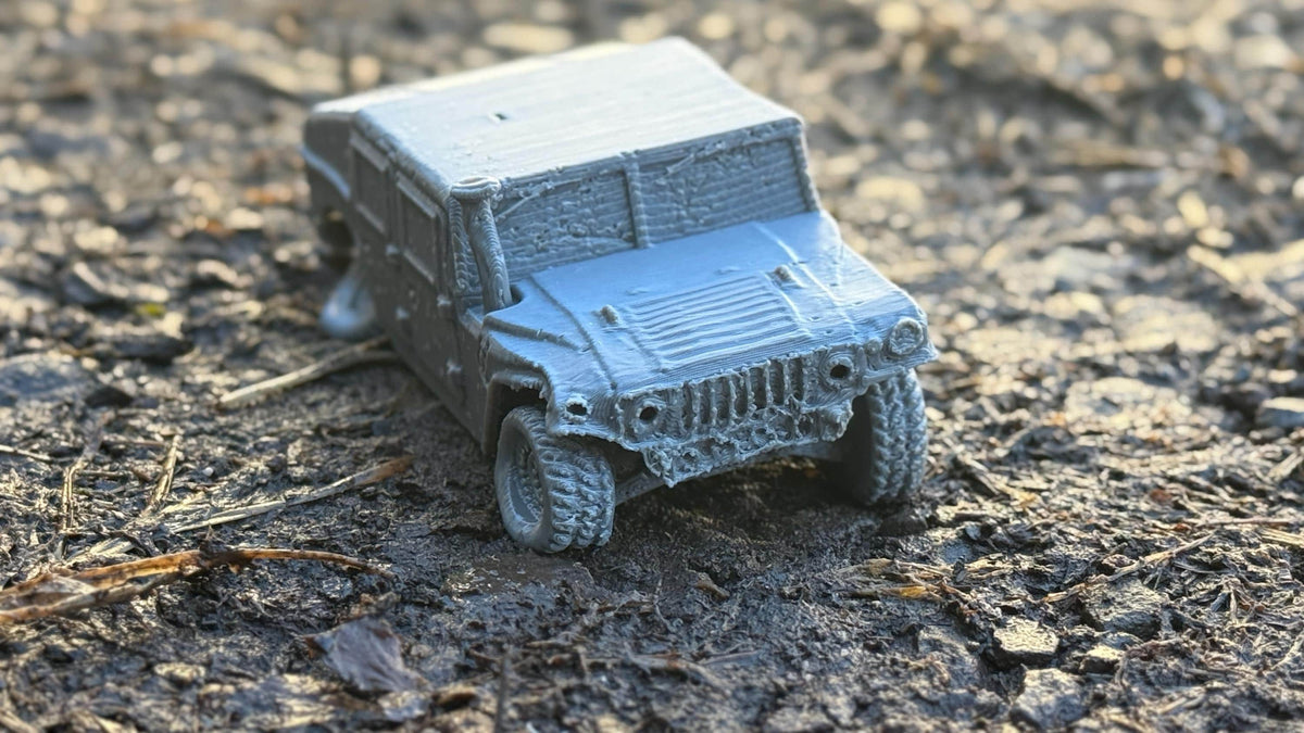 Destroyed Armored Humvee: (HMMWV) Modern Military Vehicle, Model Railroading, and Wargaming