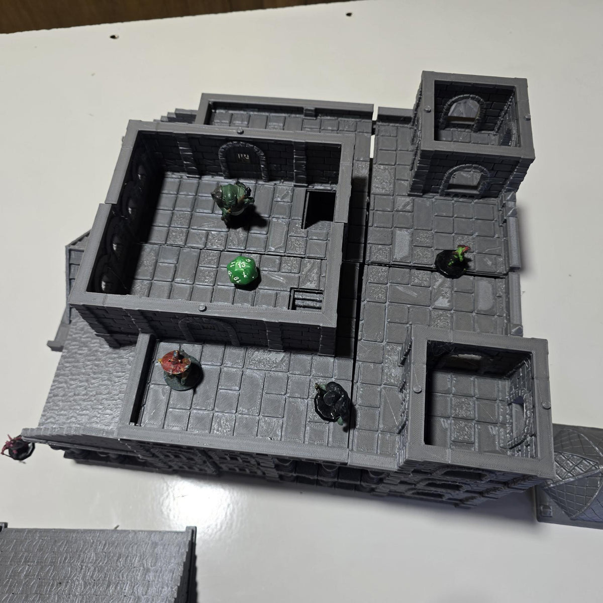 Grand Tribunal 7 - City of Abauros – 28mm Fantasy Stone Structure, 3D Printed Unpainted PLA Terrain