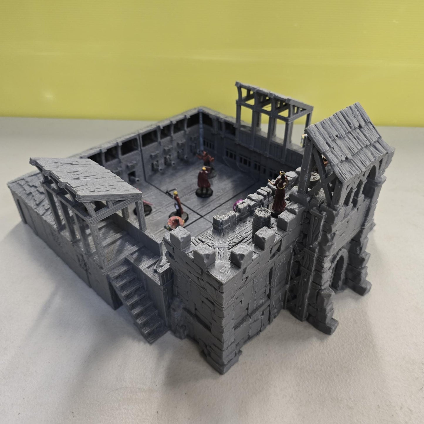 Baethgen Battle Zone – 28mm Medieval City Arena Fight Pit, 3D Printed Unpainted PLA Terrain