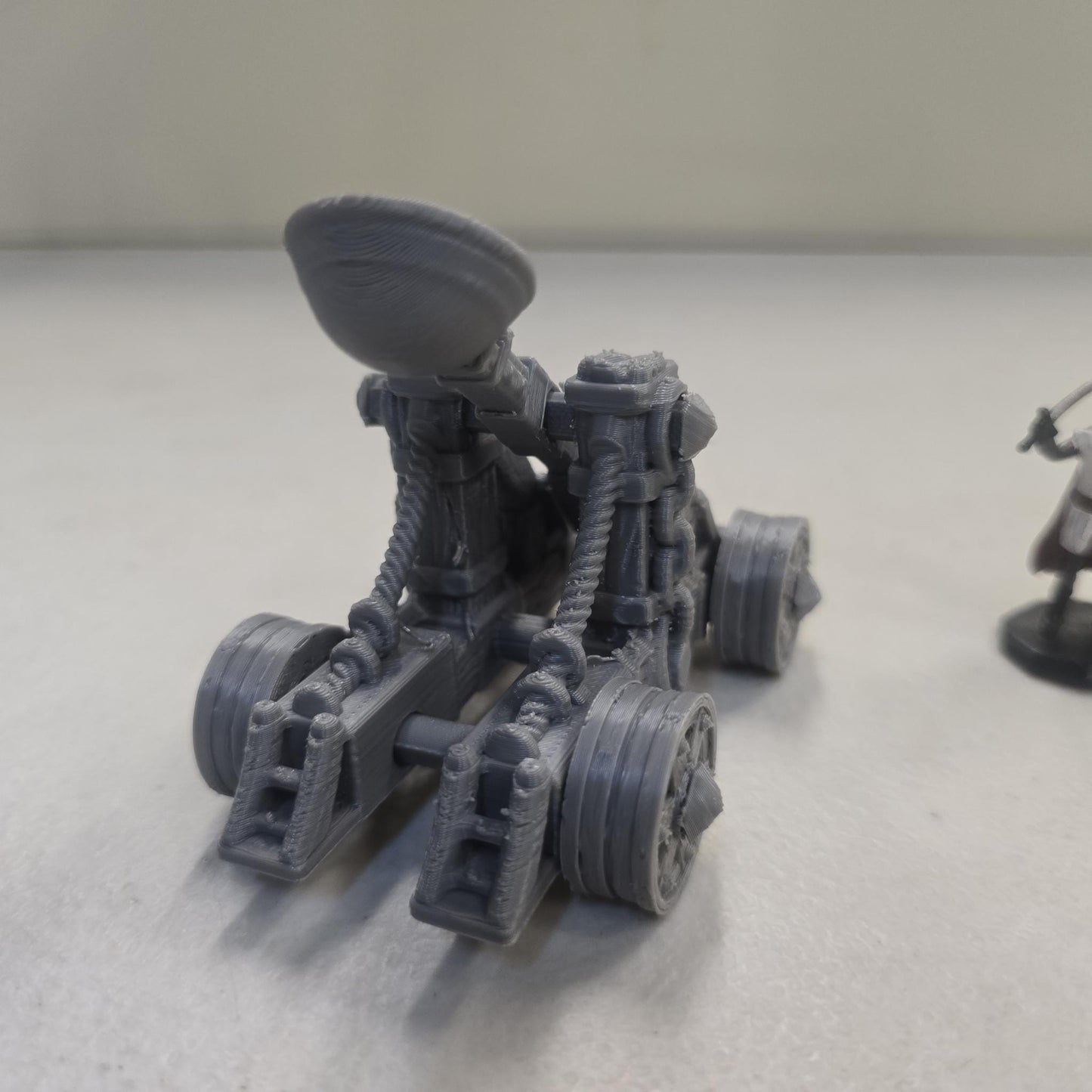Guardia Kingdom Catapult – 28mm 3D Printed Unpainted PLA Siege Engine Terrain