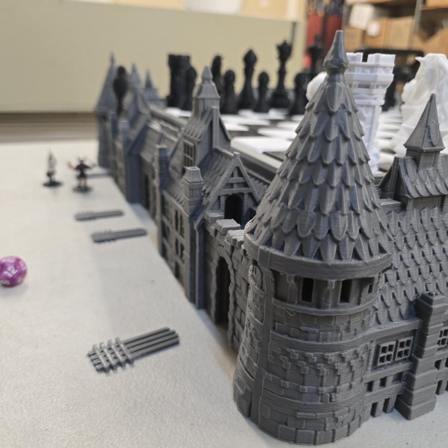 Royal Battle Board – 3D Printed Castle Chess Set with Snap-Fit Board & Special Raven Pieces
