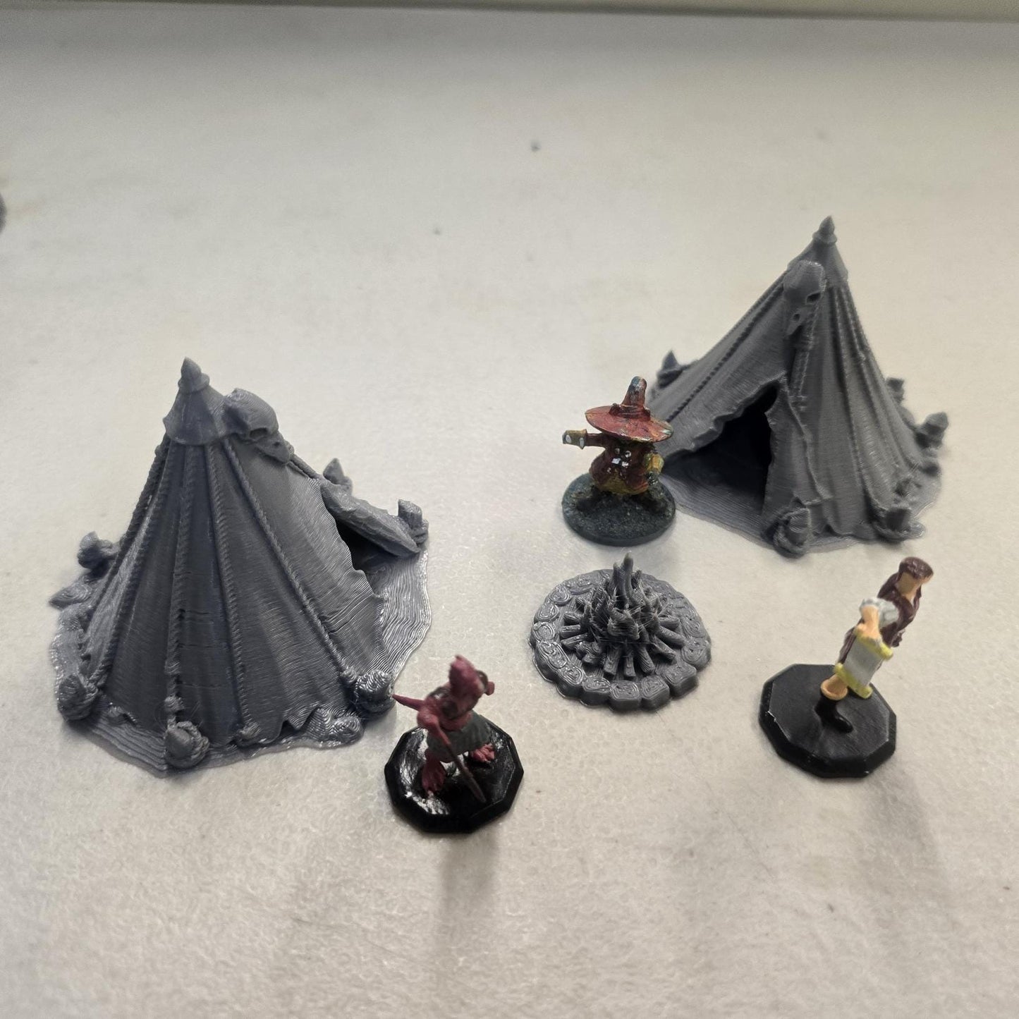 Guardia Forest Campsite – 28mm 3D Printed Unpainted PLA Modular Camp Terrain for Tabletop RPGs & Wargaming