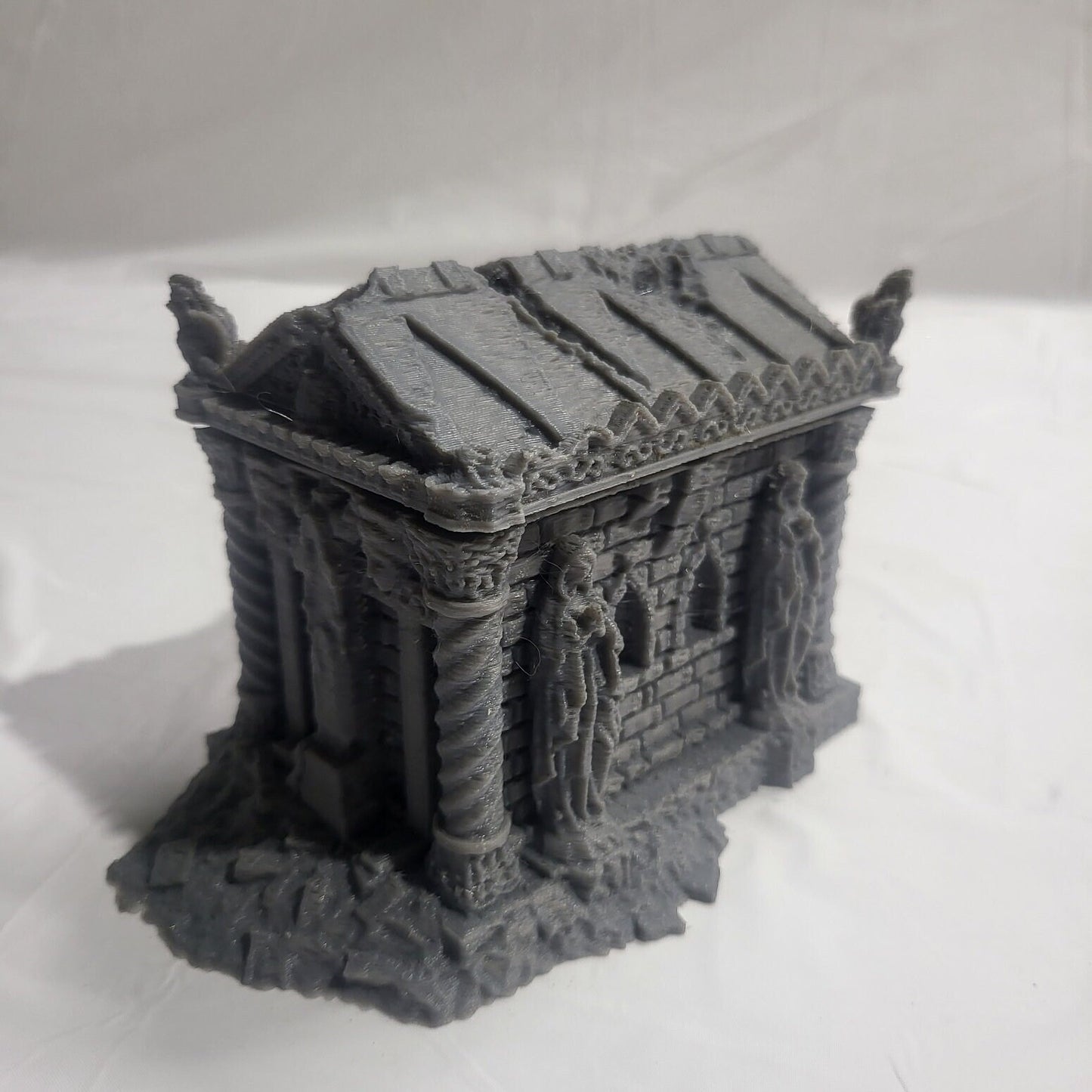 Small Tomb, Crypt, Dungeons and Dragons