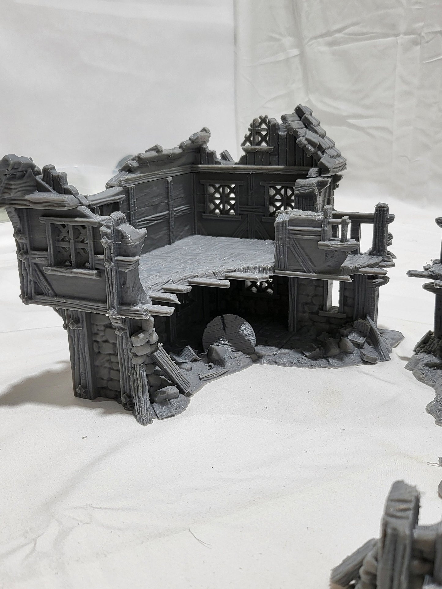 Barrenfall Tavern Ruins - 28mm Scale Dark realms Warhammer - Dungeons and Dragons - 28mm Terrain - warhammer terrain