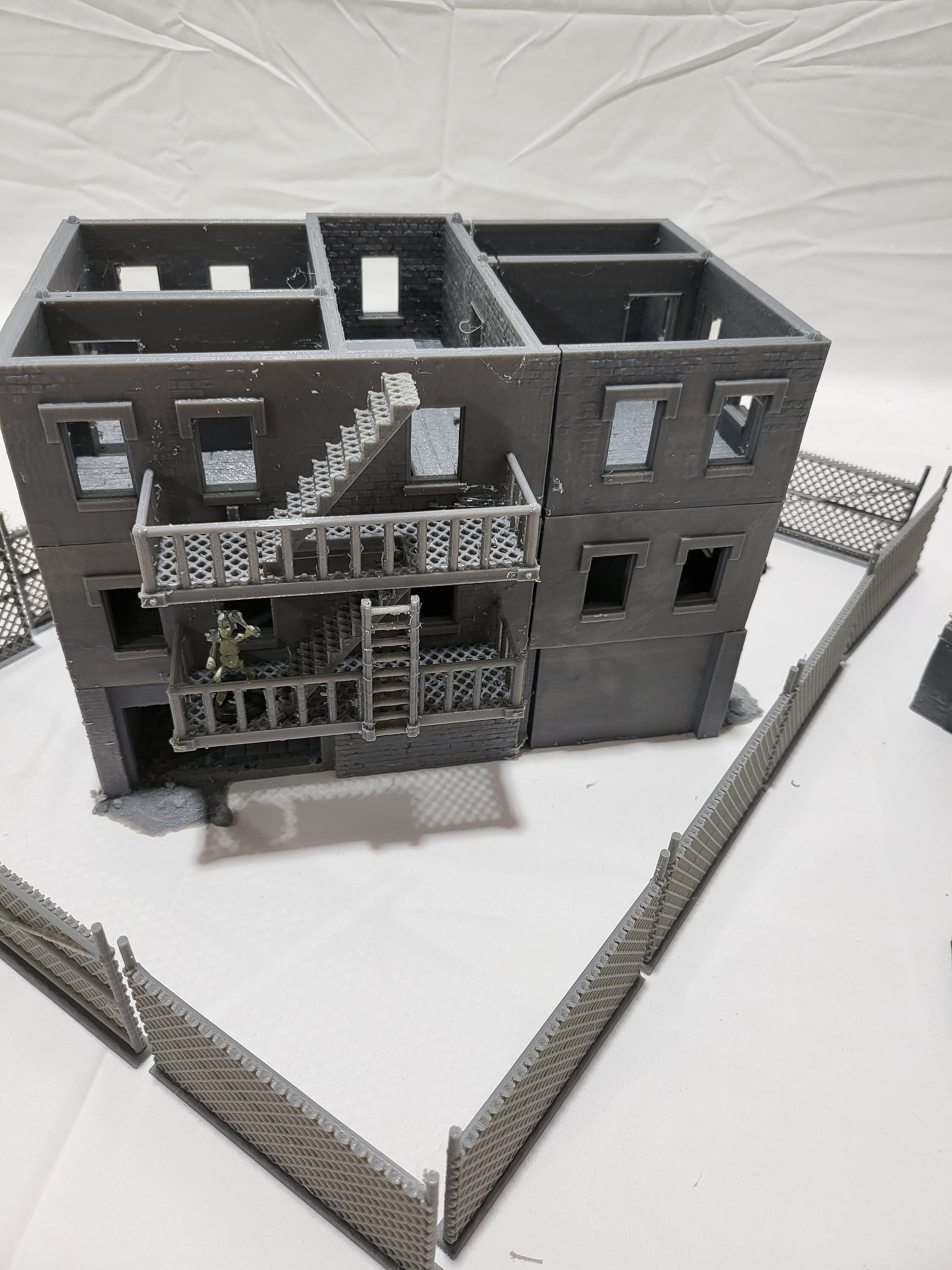 Ashfall City Apartment Building, Tabletop Terrain, Gaming Miniature, Tabletop Scenery